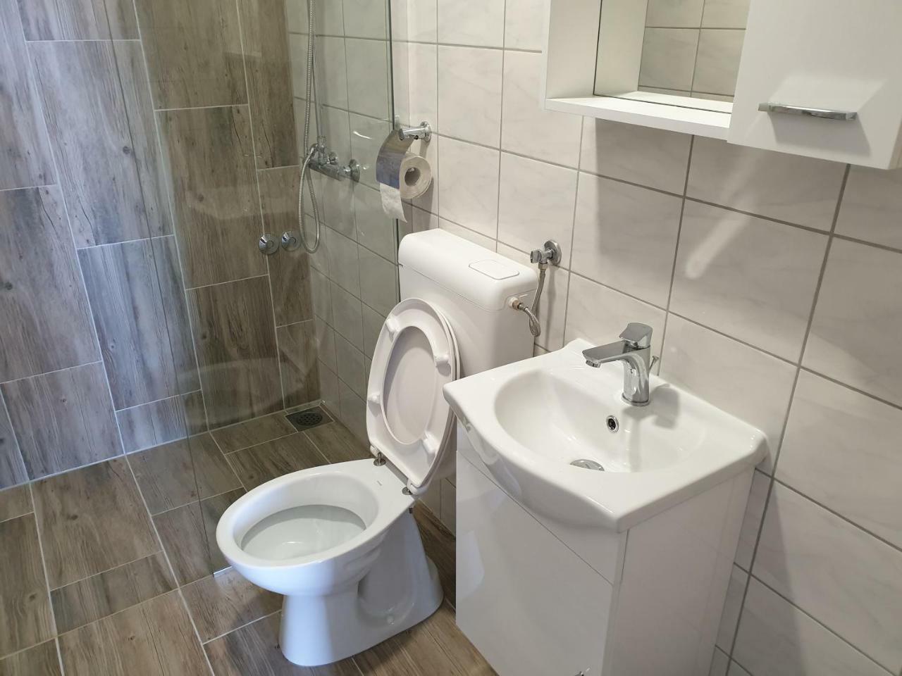 Best View Apartments Цесариця Екстер'єр фото