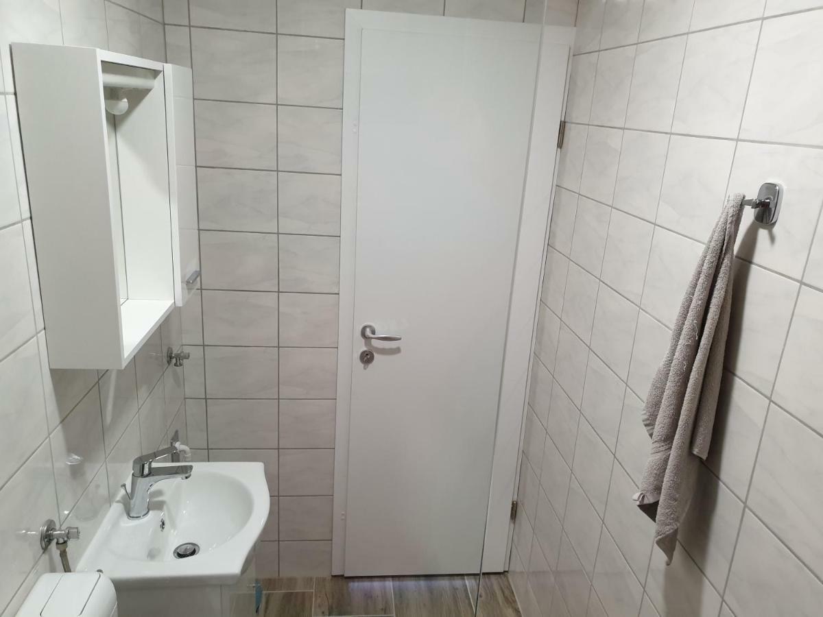 Best View Apartments Цесариця Екстер'єр фото